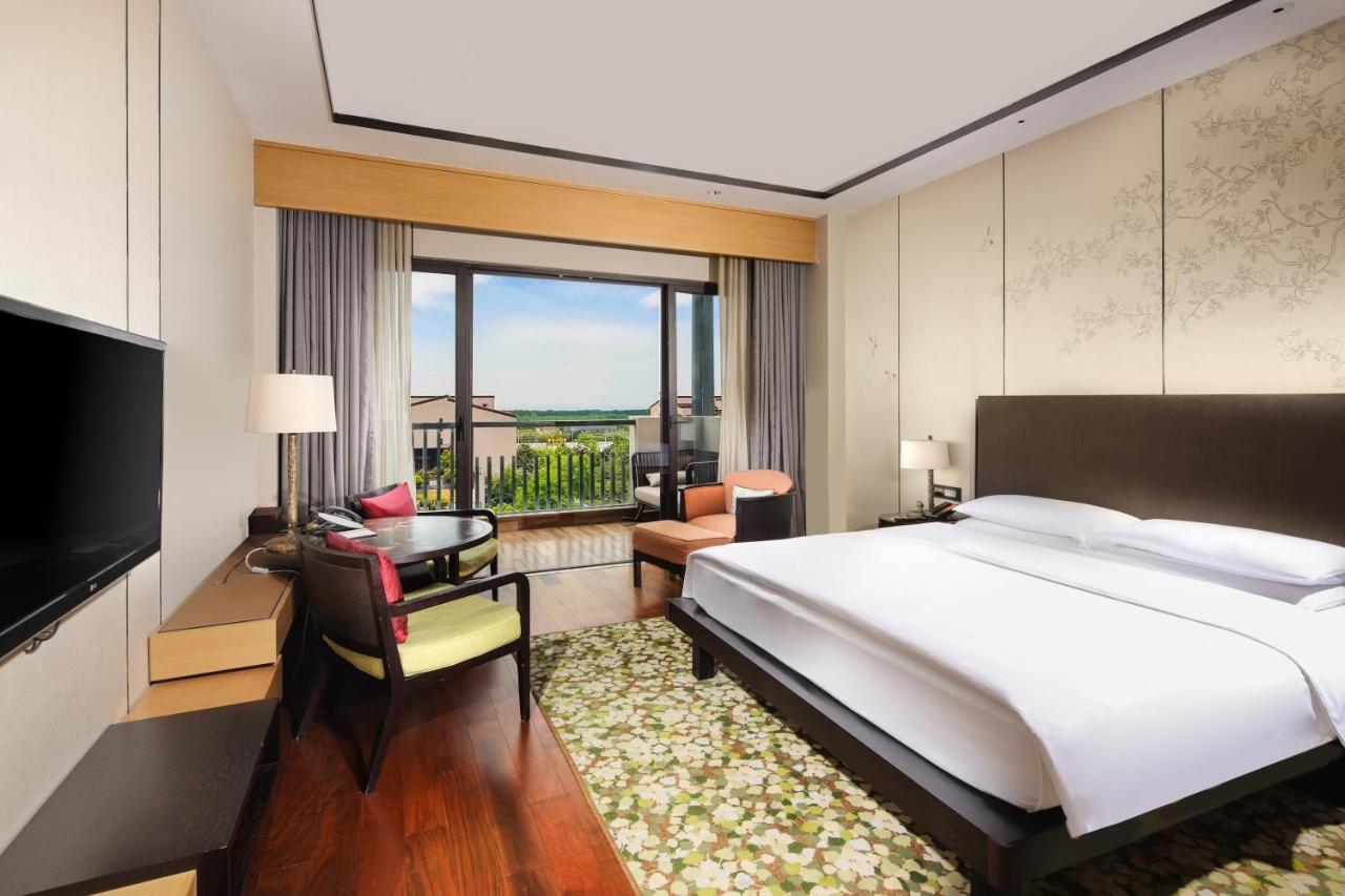 Hyatt Regency Chongming Hotel Exterior photo