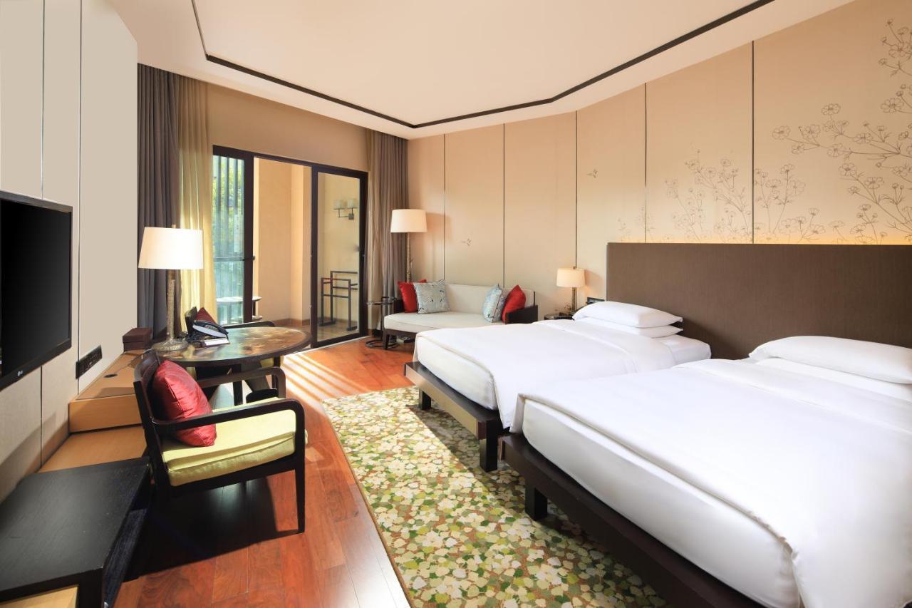 Hyatt Regency Chongming Hotel Exterior photo