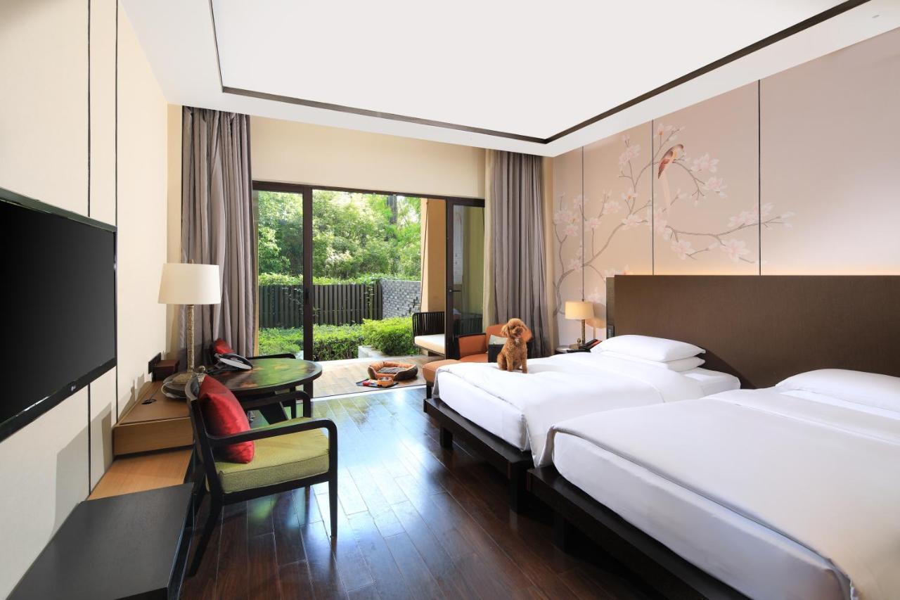 Hyatt Regency Chongming Hotel Exterior photo