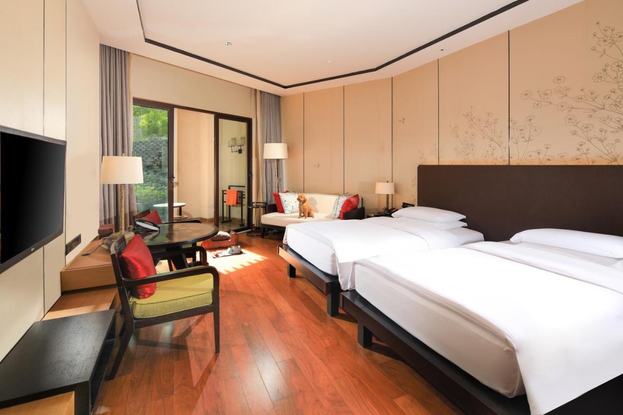 Hyatt Regency Chongming Hotel Exterior photo