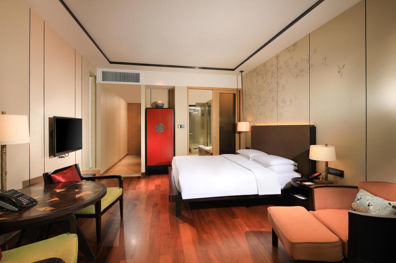 Hyatt Regency Chongming Hotel Exterior photo
